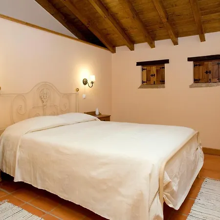 Casal Frias Casa de Férias